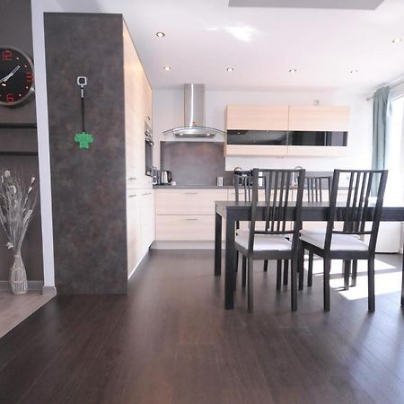 Le Grand Large - Apartment Parking & Balcony By The Lake Modern Bright Annecy Exterior foto